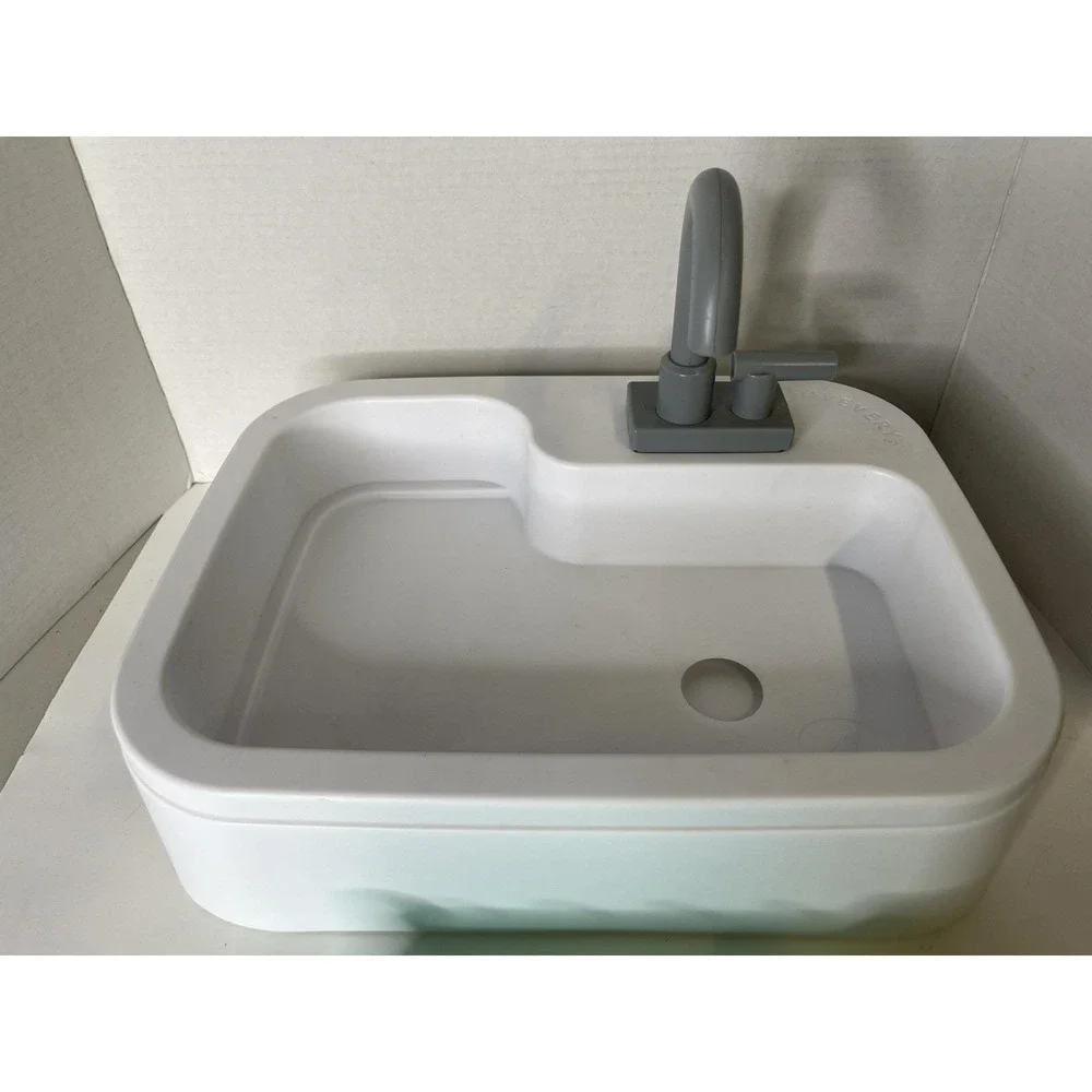 Lovevery Super Sustainable Play Sink Helper Working Faucet And Dish Rack